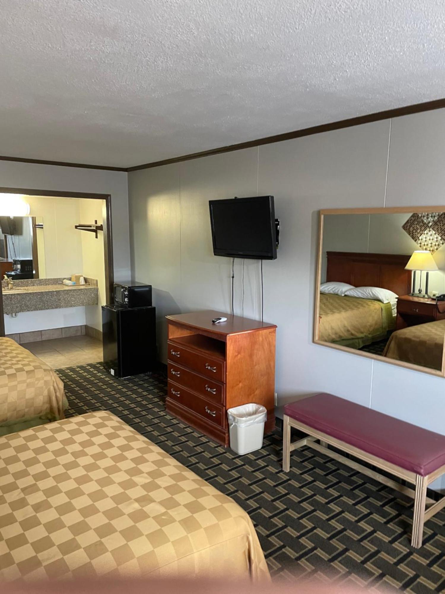 Bedford Inn Elk City Bagian luar foto