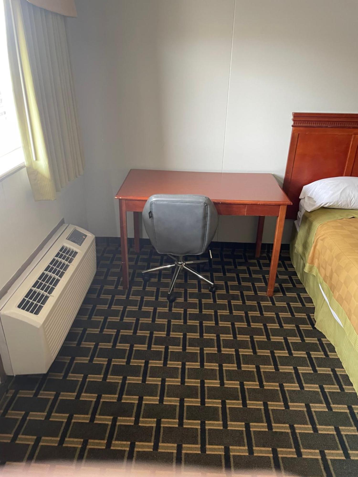 Bedford Inn Elk City Bagian luar foto