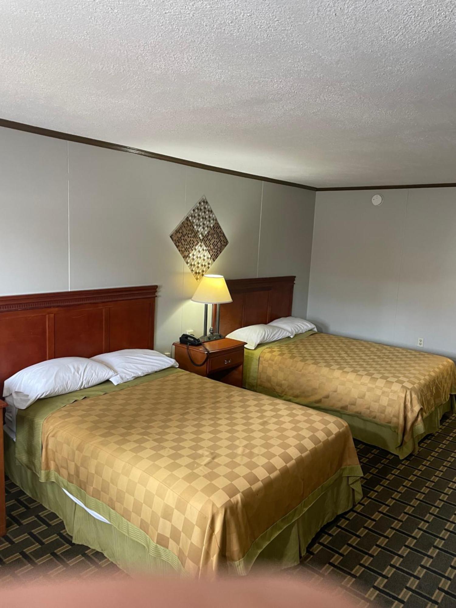 Bedford Inn Elk City Bagian luar foto